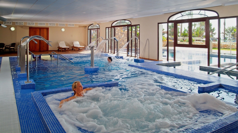 Imagen de la piscina del Hotel Sh Villa Gadea. Foto 19