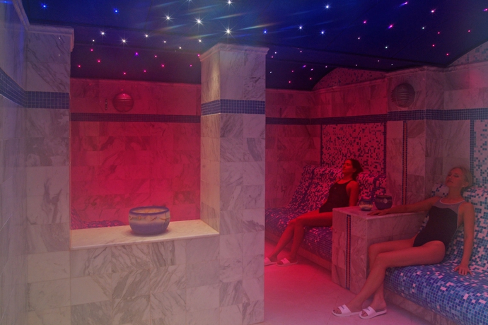 Imagen de los interiores del Hotel Sh Villa Gadea. Foto 16