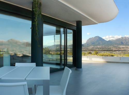 Imagen de la habitación del Hotel Sha Wellness Clinic. Foto 9