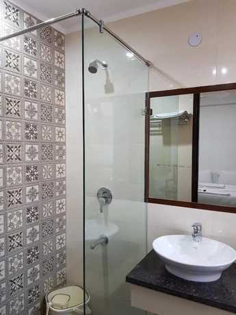 Imagen de la habitación del Hotel Shacon Suites. Foto 6