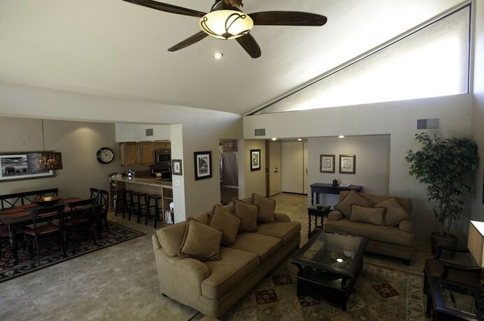 Imagen de la habitación del Hotel Shadow Mountain Resort. Foto 15