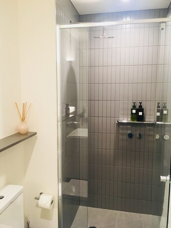 Imagen de la habitación del Hotel Shadow Play 2bed Ocean View Apartment. Foto 25