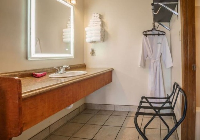 Imagen general del Hotel Shady Acre Inn and Suites. Foto 2