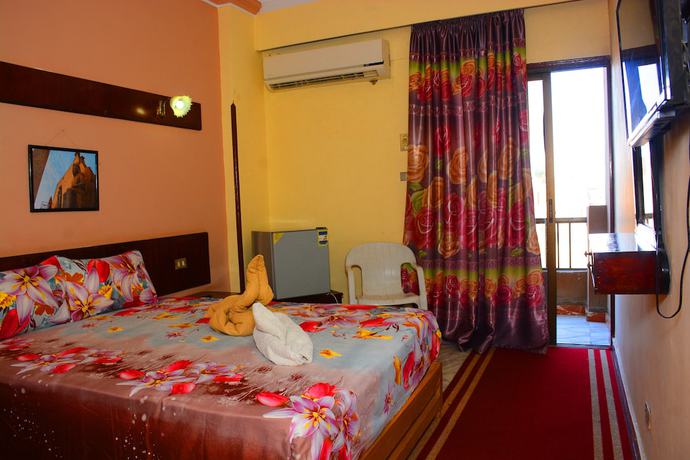 Imagen de la habitación del Hotel Shady Luxor Downtown. Foto 8