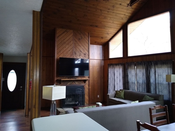 Imagen de la habitación del Hotel Shady Woods Retreat 3BR Chalet. Foto 12