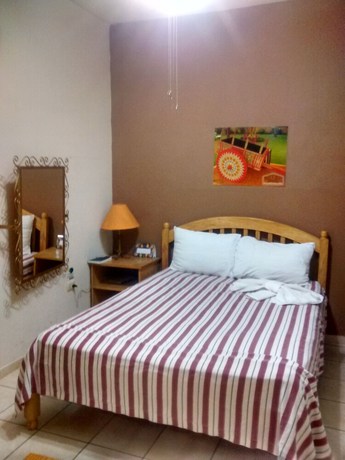 Imagen de la habitación del Hotel Shagul. Foto 15