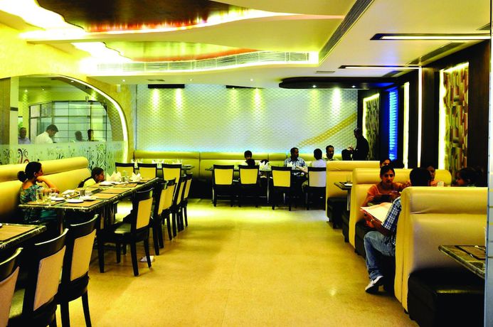 Imagen del bar/restaurante del Hotel Shagun, Zirakpur. Foto 5