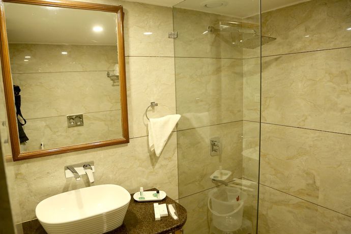 Imagen de la habitación del Hotel Shagun, Zirakpur. Foto 12