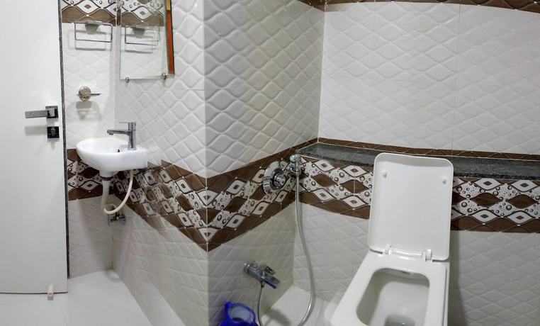 Imagen de la habitación del Hotel Shahi Darbar. Foto 4