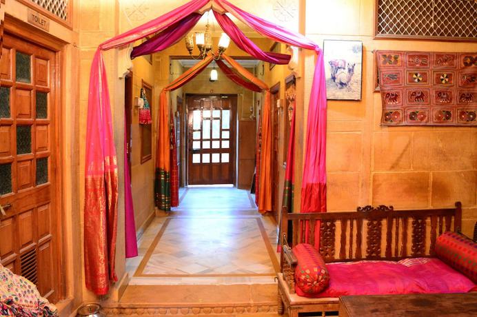 Imagen de los interiores del Hotel Shahi Palace, JAISALMER. Foto 19