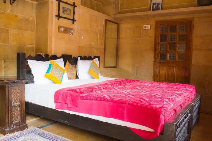 Imagen de la habitación del Hotel Shahi Palace, JAISALMER. Foto 10