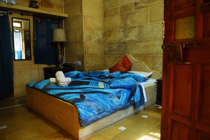 Imagen de la habitación del Hotel Shahi Palace, JAISALMER. Foto 18