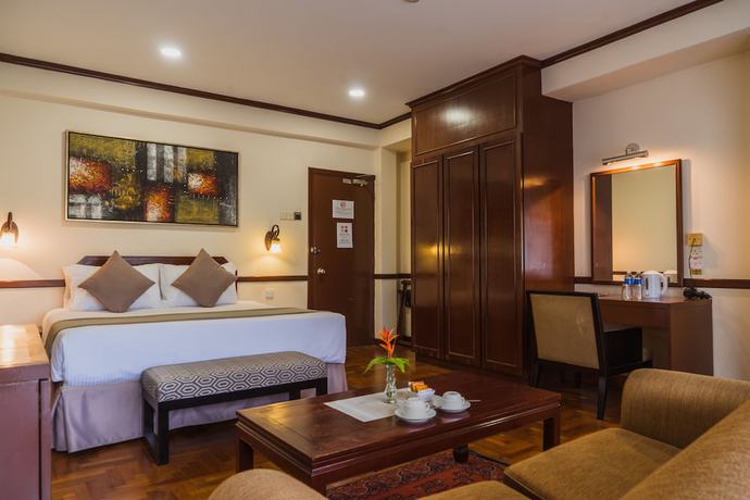 Imagen de la habitación del Hotel Shah's Village Hotel. Foto 6