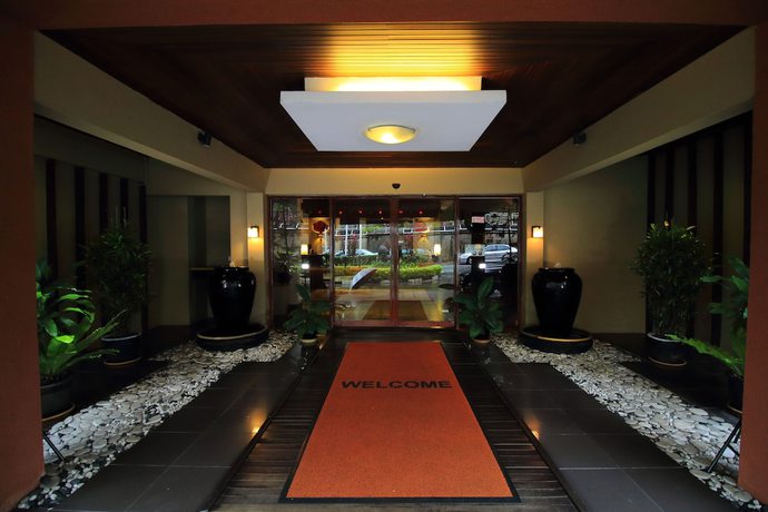 Imagen de los interiores del Hotel Shah's Village Hotel. Foto 19