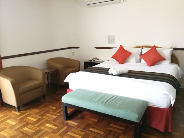 Imagen de la habitación del Hotel Shah's Village Hotel. Foto 15