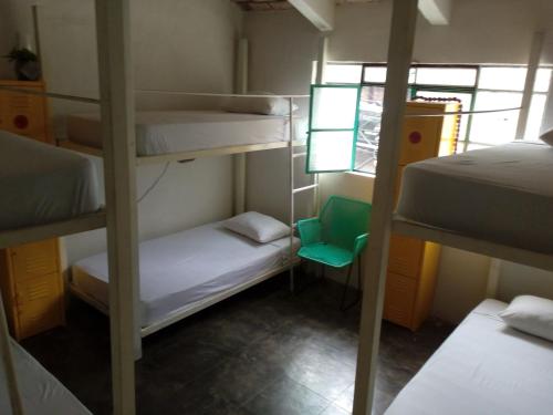 Imagen de la habitación del Hotel Shaka Surf House. Foto 10