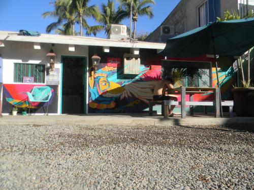 Imagen general del Hotel Shaka Surf House. Foto 6