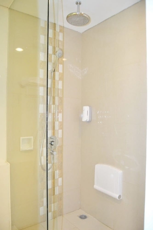 Imagen de la habitación del Hotel Shakti Hotel Bandung. Foto 13
