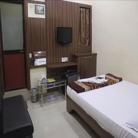 Imagen de la habitación del Hotel Shakun. Foto 7