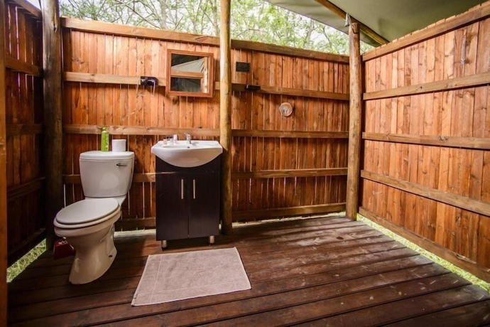 Imagen de la habitación del Hotel Shalati Kruger Lodge. Foto 16