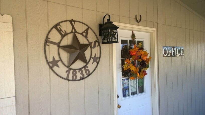 Imagen general del Hotel Shale Lodge Pleasanton. Foto 4