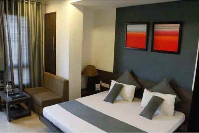 Imagen de la habitación del Hotel Shalimar Deluxe, Bhopal. Foto 4