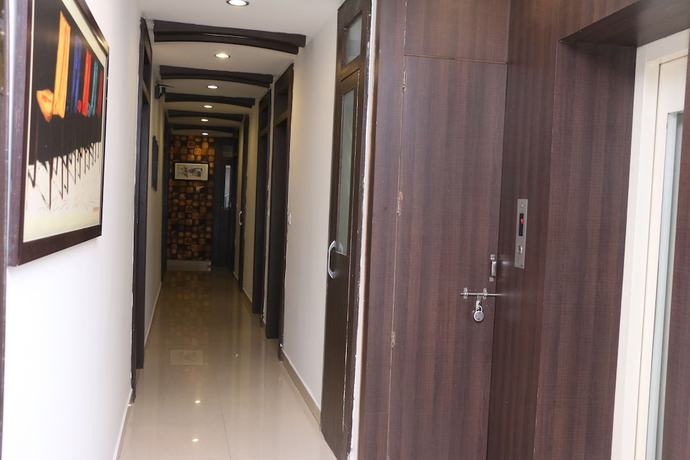 Imagen de los interiores del Hotel Shalimar Deluxe, Bhopal. Foto 15