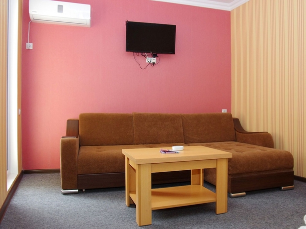 Imagen de la habitación del Hotel Shalimar, Tbilisi. Foto 8