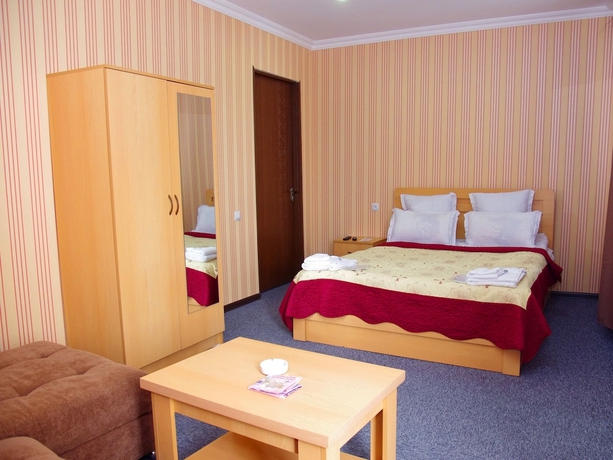 Imagen de la habitación del Hotel Shalimar, Tbilisi. Foto 9