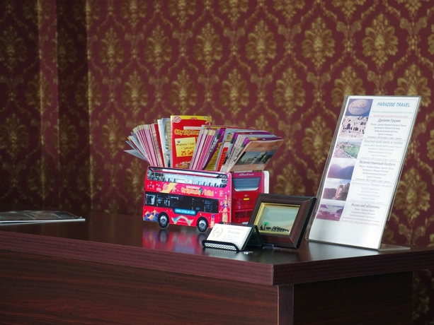 Imagen de los interiores del Hotel Shalimar, Tbilisi. Foto 19