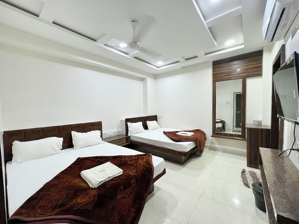 Imagen de la habitación del Hotel Shalimar-near Rail Station andTemple. Foto 11