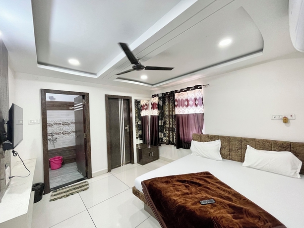 Imagen de la habitación del Hotel Shalimar-near Rail Station andTemple. Foto 14