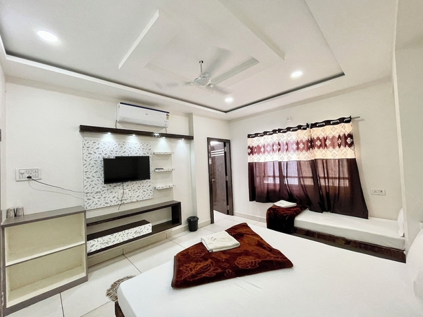 Imagen de la habitación del Hotel Shalimar-near Rail Station andTemple. Foto 16