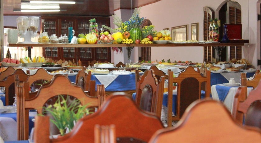 Imagen del bar/restaurante del Hotel Shallon. Foto 3