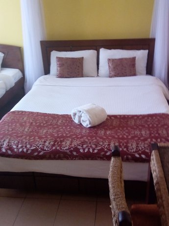 Imagen de la habitación del Hotel Shalom. Foto 8