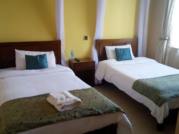 Imagen de la habitación del Hotel Shalom. Foto 9