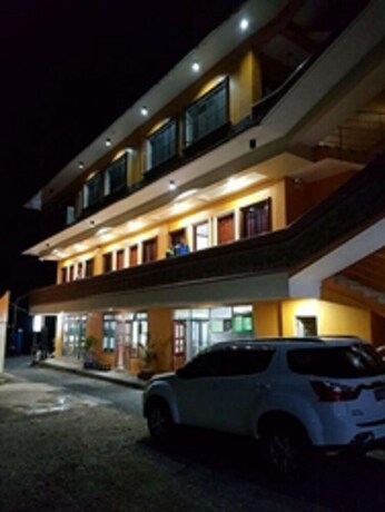 Imagen general del Hotel Shalom Guest House And Resto Bar. Foto 5