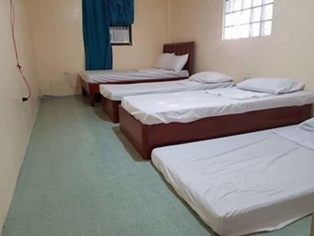 Imagen de la habitación del Hotel Shalom Guest House And Resto Bar. Foto 9