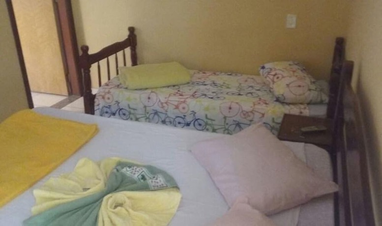 Imagen de la habitación del Hotel Shalon. Foto 10