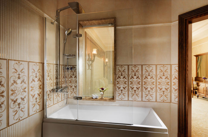 Imagen de la habitación del Hotel Shamakhi Palace Sharadil. Foto 13