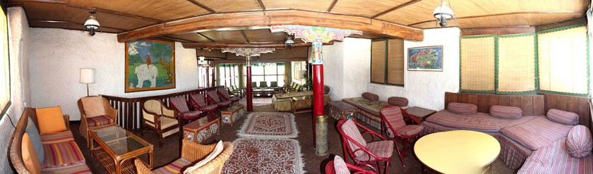 Imagen del bar/restaurante del Hotel Shambhala, Leh. Foto 2