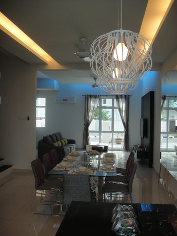 Imagen del bar/restaurante del Hotel Shamrock Beach Villas Penang Seaview. Foto 2
