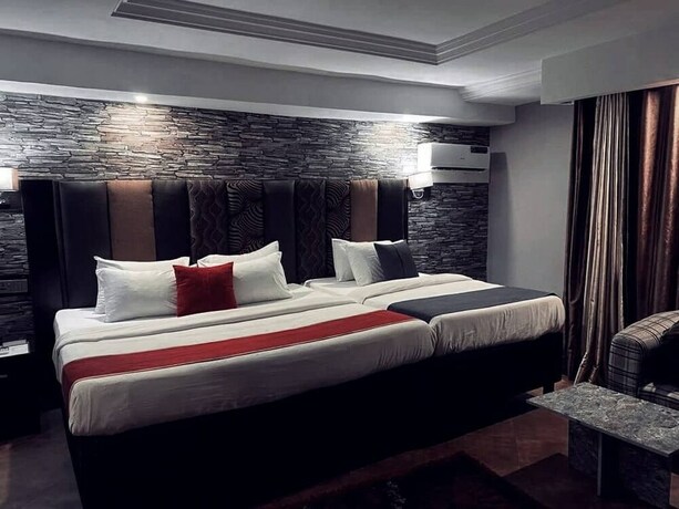 Imagen general del Hotel Shamrock Manor The Residence Benin City. Foto 7