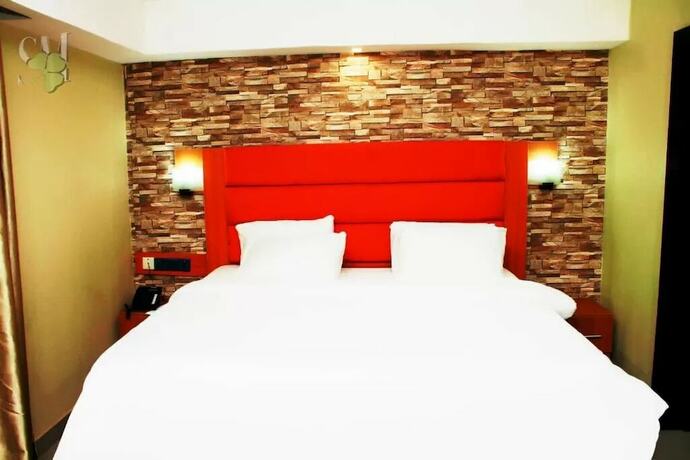 Imagen de la habitación del Hotel Shamrock Manor The Residence Benin City. Foto 22