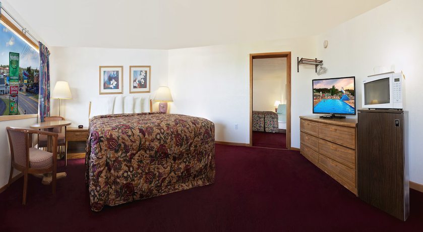 Imagen de la habitación del Hotel Shamrock Motel, Wisconsin Dells. Foto 6