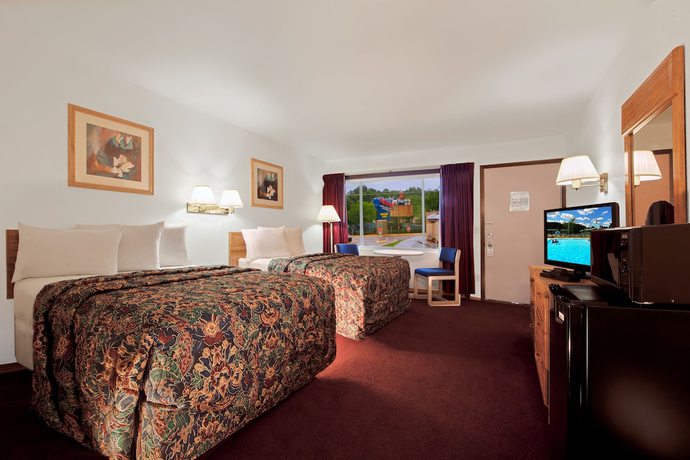 Imagen de la habitación del Hotel Shamrock Motel, Wisconsin Dells. Foto 11