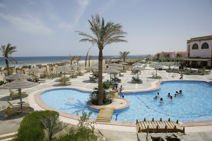 Imagen de la piscina del Hotel Shams Alam Beach Resort - All Inclusive. Foto 13