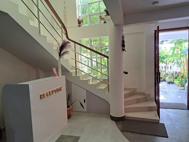 Imagen de los interiores del Hotel Shams Thoddoo. Foto 16