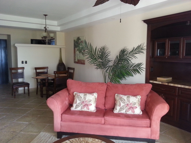 Imagen de los interiores del Hotel Shana By The Beach Manuel Antonio. Foto 11