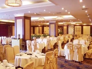 Imagen del bar/restaurante del Hotel Shanghai CCECC Plaza Hotel (Former Ramada Zhabei). Foto 2